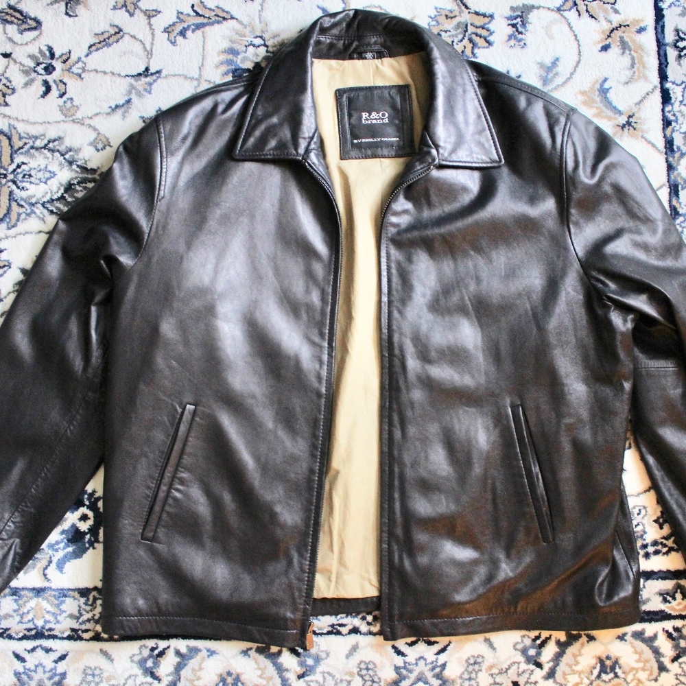R & O Brand Men's Leather Bomber Jacket